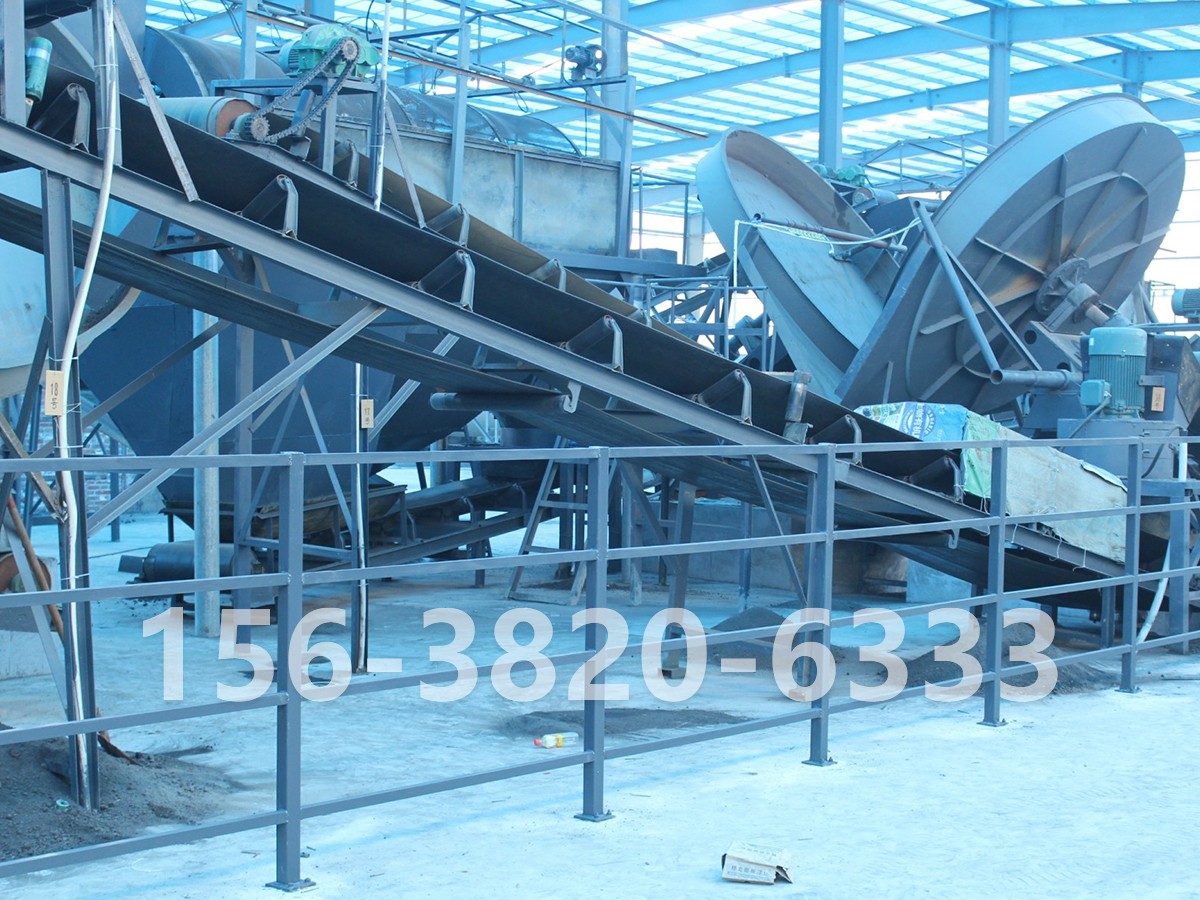 圓盤造粒機現(xiàn)場