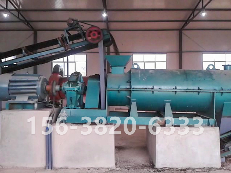 視頻新型有機肥造?，F(xiàn)場