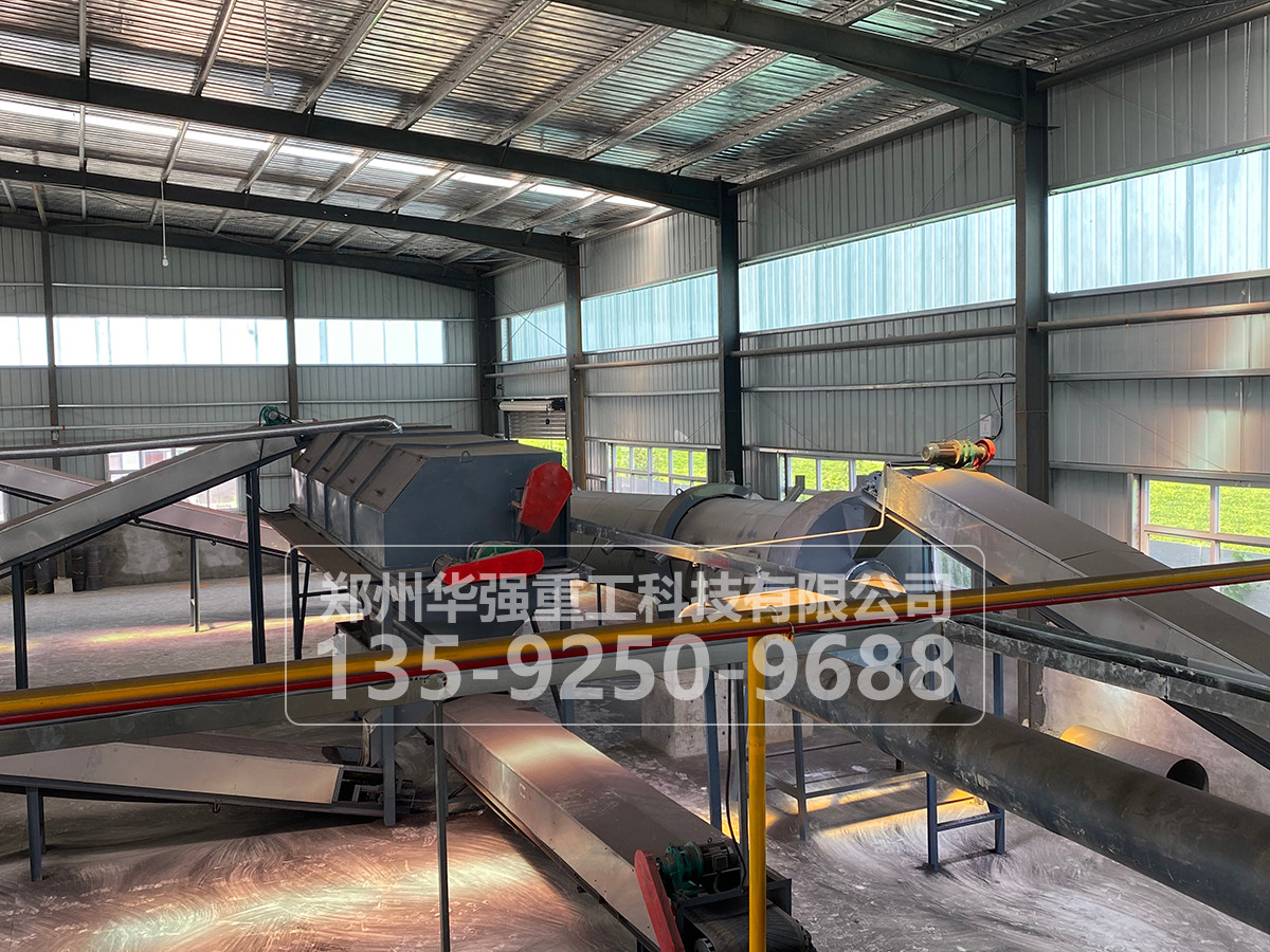 豬糞有機(jī)肥生產(chǎn)線：助力綠色農(nóng)業(yè)，專業(yè)設(shè)備成就優(yōu)質(zhì)產(chǎn)品